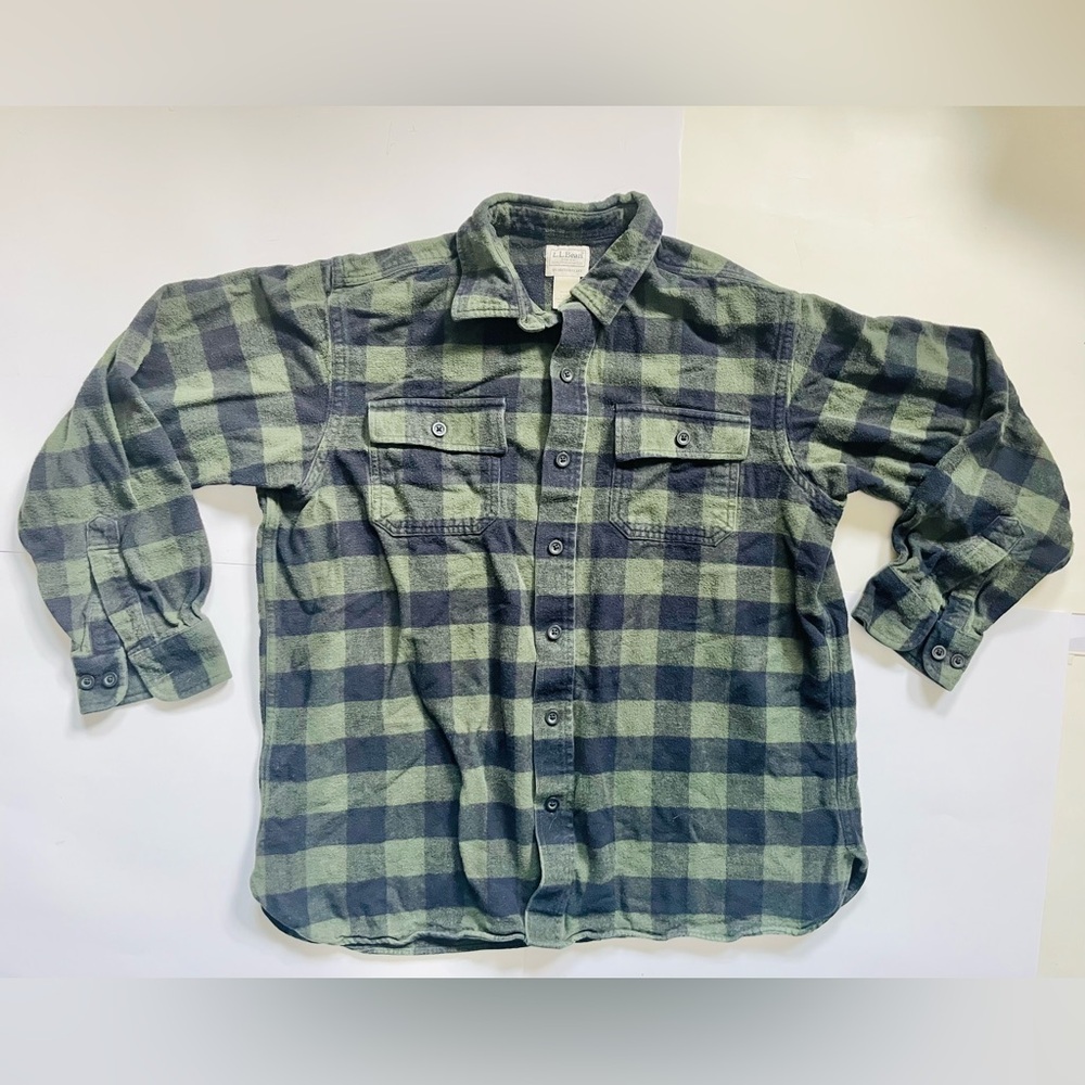Vintage Y2K LL Bean plaid flannel button up shirt, men’s large